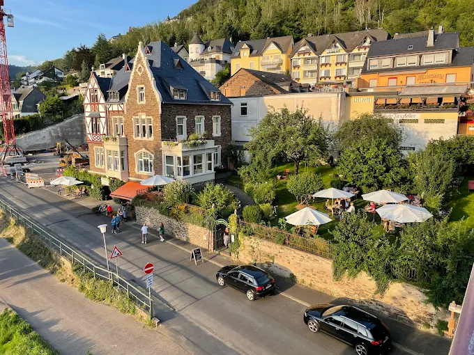 Weinhaus Hieronimi